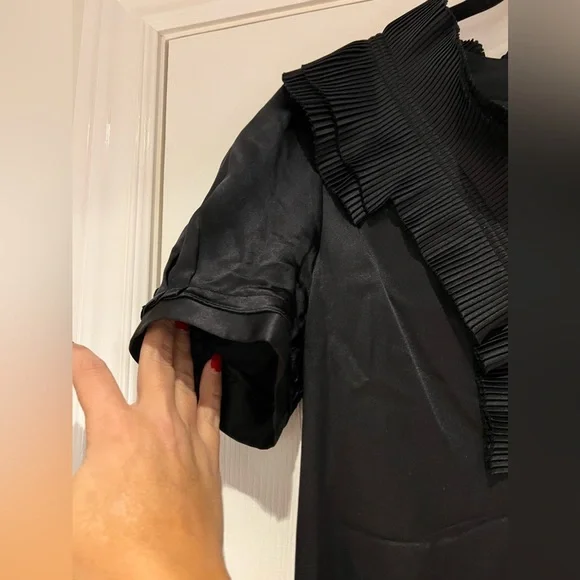 BCBG MaxAzria blouse - Picture 3 of 4